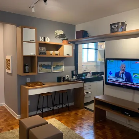 Apartamento moderno no coração de Copacabana-2